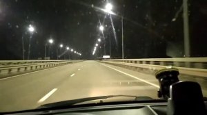 я просыпаюсь в холодном поту,я просыпаюсь в кошмарном бреду как будто дом наш залило водой....