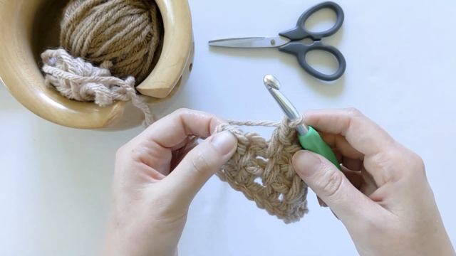 Super Cozy Crochet Striped Blanket - How to Crochet a Striped Blanket Using the Moss Stitch смотреть онлайн