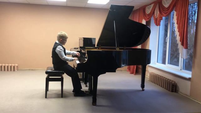 П.И. Чайковский. Подснежник. Павел Сахаров, 9 лет смотреть онлайн