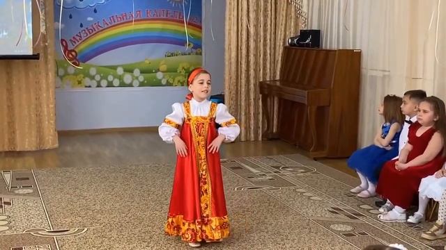 Песня "Бирюзовые глаза у моей России" / Проект "Сложилось само" смотреть онлайн