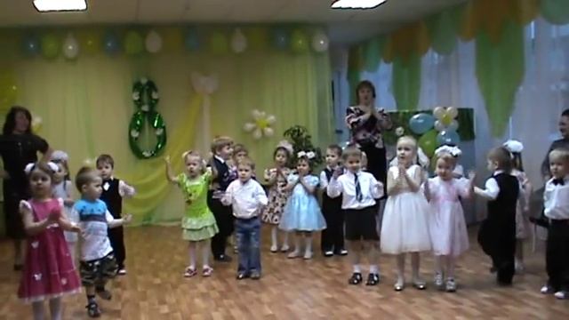 танец Топ Топ и прихлоп мл гр смотреть онлайн