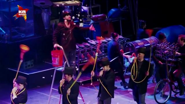 Легендарная шоу-группа Stomp везет в Москву новую программу [фрагменты шоу]
