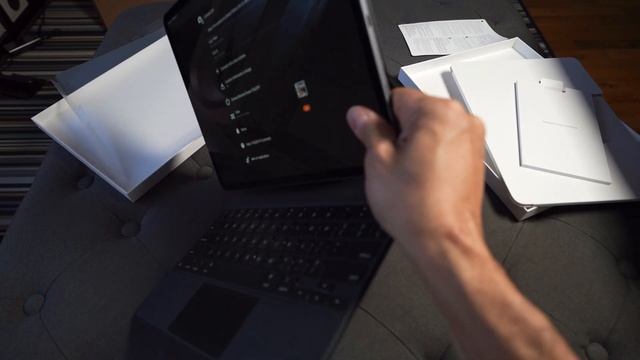 iPad Magic Keyboard: Unboxing & First Impressions смотреть онлайн