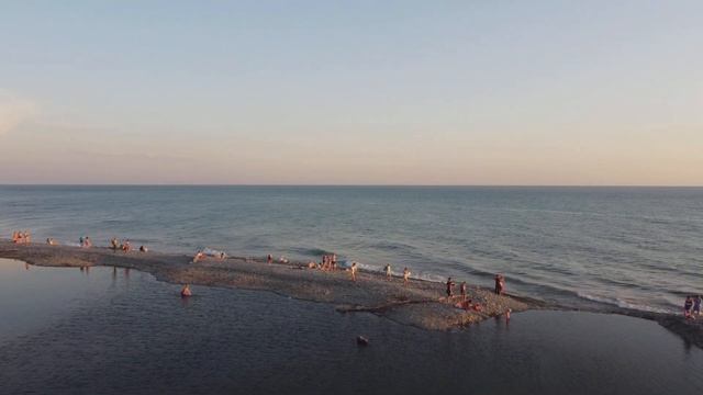 Устье "Псезуапсе", пляж Багратион и "Виталий" год назад!!!?ЛАЗАРЕВСКОЕ СЕГОДНЯ?СОЧИ. смотреть онлайн