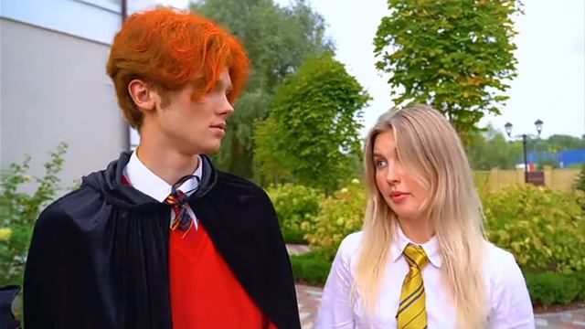 Тим тин играет все роли фильме Гари Потора🍎