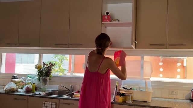 ?УБИРАЙ?ГОТОВЬ✨ОТДЫХАЙ СО МНОЙ КОГДА ДЕТИ НЕ В САДУ смотреть онлайн