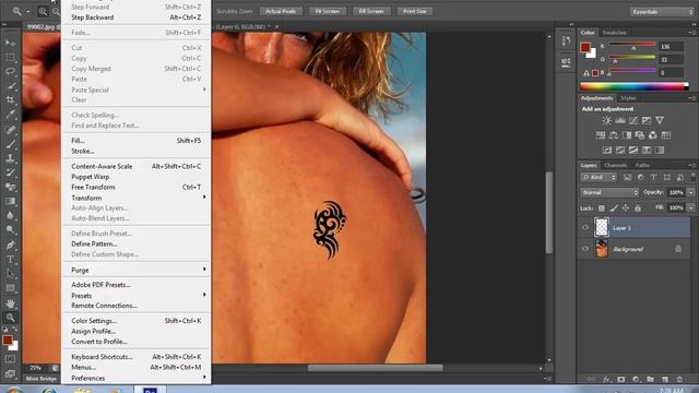 How to Make a Tattoo in Photoshop CS6 смотреть онлайн