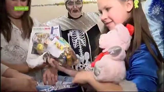 Новогодние подарки детям школы-интерната смотреть онлайн