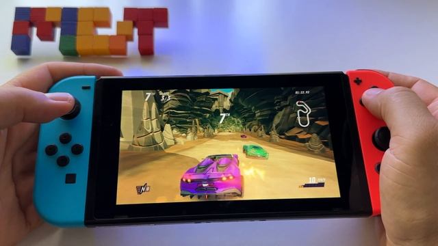 Horizon Chase 2 | Nintendo Switch handheld gameplay смотреть онлайн