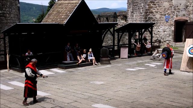 Венгрия. Вишеград. Королевский Рыцарский Турнир под башней Соломона.