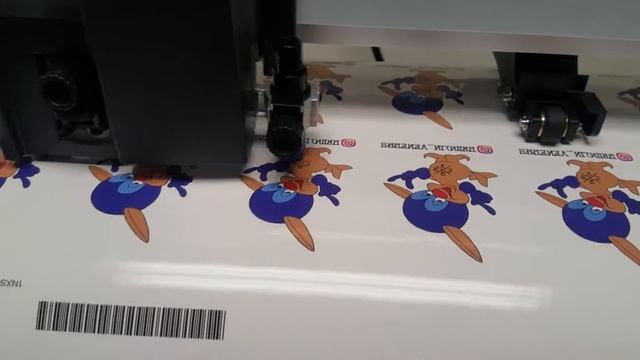 Sticker Karma Cutting Die Cut Stickers on our New Graphtec 8600 смотреть онлайн