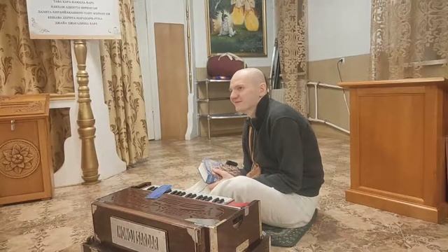 Бхагавад Гита 4 глава 3 стих читает бхакта Коробков Максим смотреть онлайн