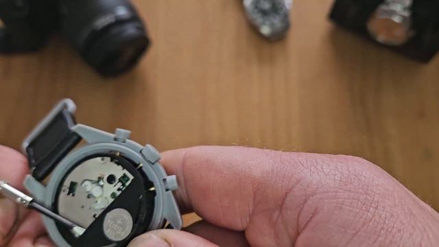 Watch out for the Fake Omega Moonswatch, I take one apart and see what's inside смотреть онлайн