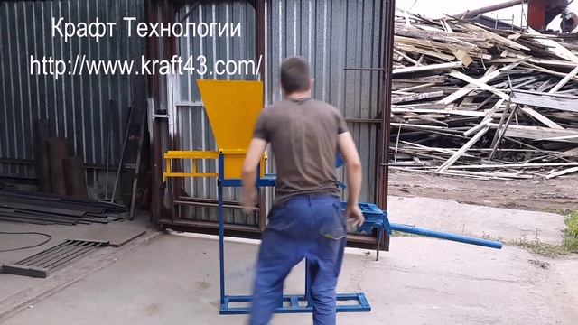 Станок для производства Лего кирпича. Состав лего кирпича смотреть онлайн