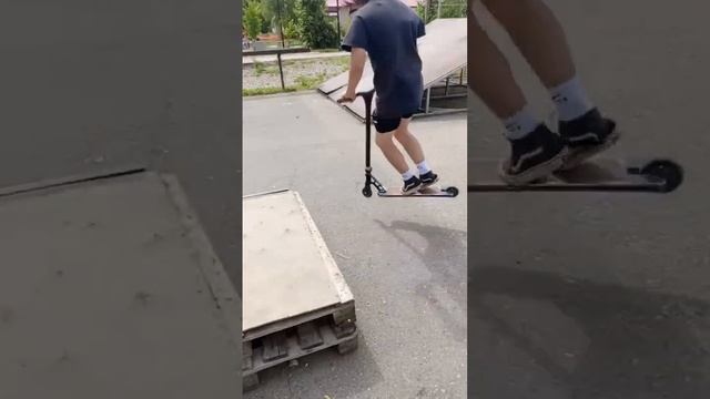 Трюковой самокат смотреть онлайн