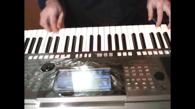 «Je t’aime… moi non plus» Yamaha PSR s 770 смотреть онлайн