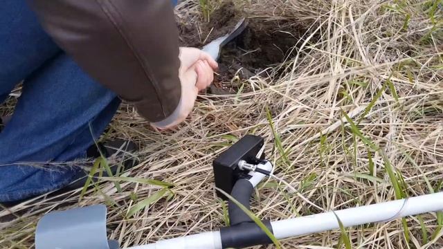 Поиск в поле металлоискателем DetectoScan MD-D2 смотреть онлайн