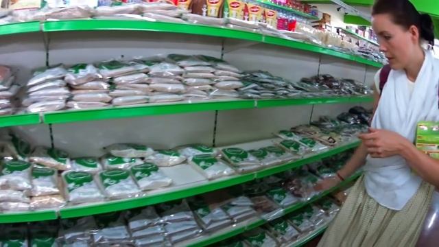 НОВЫЙ СУПЕРМАРКЕТ ЧАСТЬ 1. PUTTAPARTHI SATHA SAI BABA CANTEEN SUPERMARKET INDIA 133 смотреть онлайн