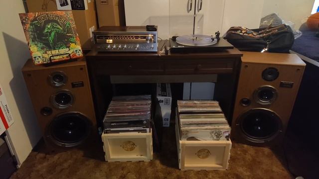 Technics SB-CR77 in action. смотреть онлайн