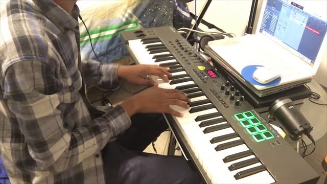 Avec ce sauveur bien aimé piano смотреть онлайн
