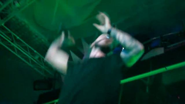 L'One-будущее где то рядом смотреть онлайн