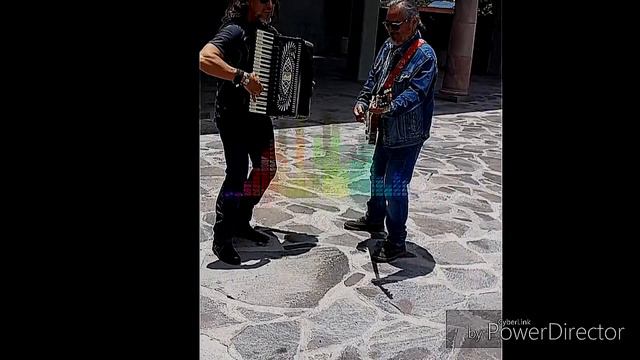 Romanza (Rene de Rebeca guitarra, David Leonardo acordeón, Victor Cruz fotografía) смотреть онлайн