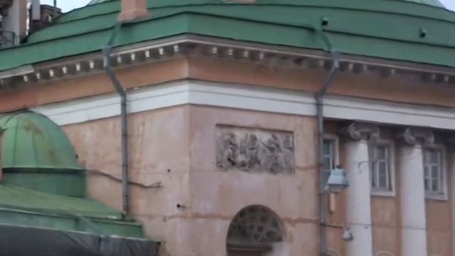 Церковь Спаса Нерукотворного Образа на Конюшенной площади, где отпевали Пушкина. Колокольный звон смотреть онлайн