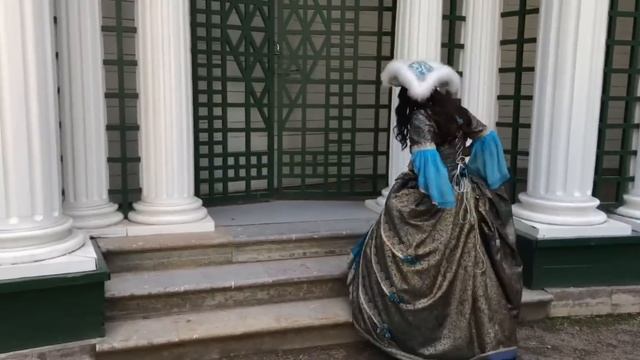 #70 Американцы в Петергофе..  и Французcкий ресторан