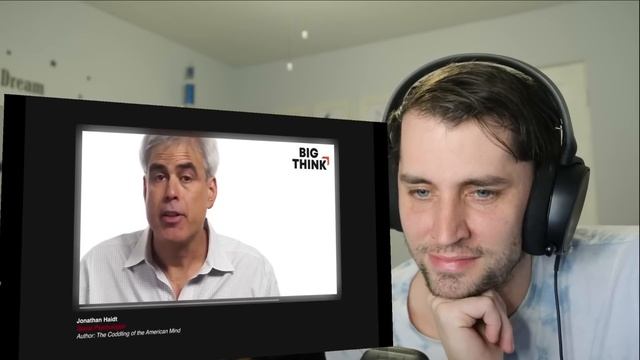 American reacts to 'America Is Not Europe' смотреть онлайн