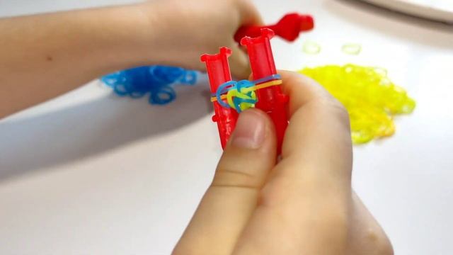 Браслет Риб'ячий хвіст із резинок на рогатці без станка | Rainbow Loom Bands смотреть онлайн
