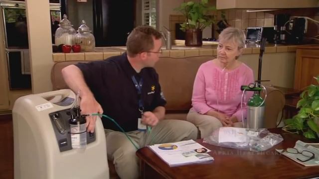 Invacare Perfecto2 V Five Liter Oxygen Concentrator With SensO2 Oxygen Sensor смотреть онлайн