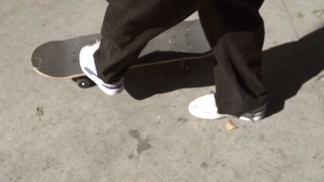 Скейт Уроки | Как сделать No Comply | Федеральная школа смотреть онлайн