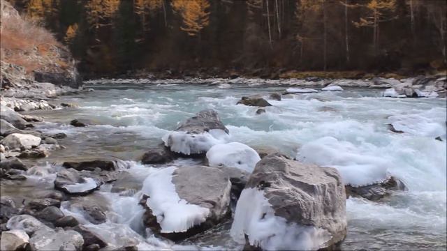 МАЖОЙСКИЙ КАСКАД НА РЕКЕ ЧУЯ в октябре смотреть онлайн