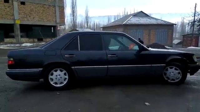 W124 3.2 Мерседес Бенц ???? #W124 #124 смотреть онлайн