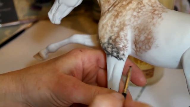 How to & Tips for using soft pastels on dapple grey model horses смотреть онлайн
