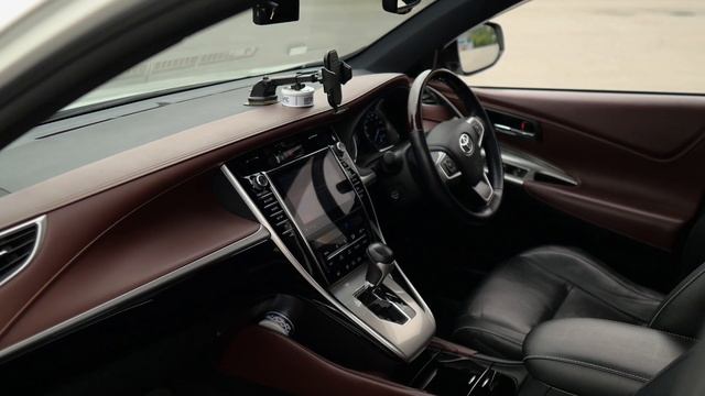 Toyota Harrier обзор смотреть онлайн