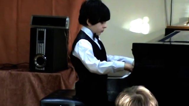 Салман Кирилл 6 лет класс О.Б.Авровой смотреть онлайн