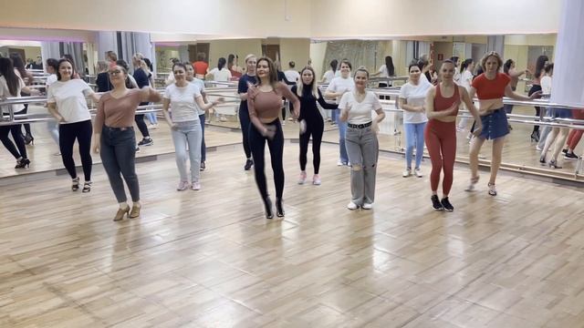 Sebastián Yatra - Tacones Rojos Bachata | Lady Style | Solo - Бачата | Женский стиль | Соло смотреть онлайн
