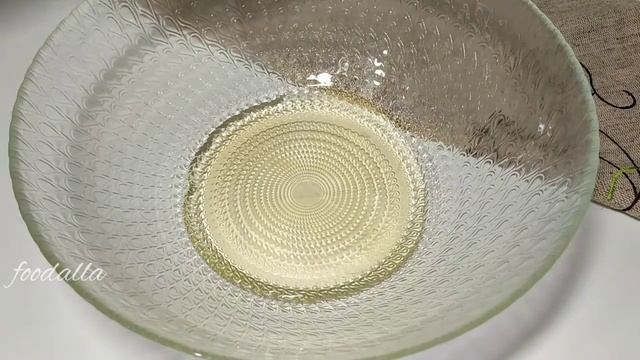 Рецепт насыпного пирога с ягодами и взбитыми белками!!! смотреть онлайн