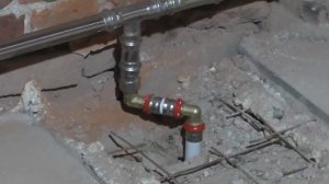 Замена отопления. Монтаж радиаторов со стояками отопления из нержавейки.