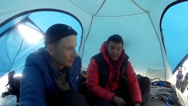 Восхождение на пик Каракол (5281 н.у.) смотреть онлайн