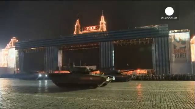 #Новейший танк “Армата” смотреть онлайн