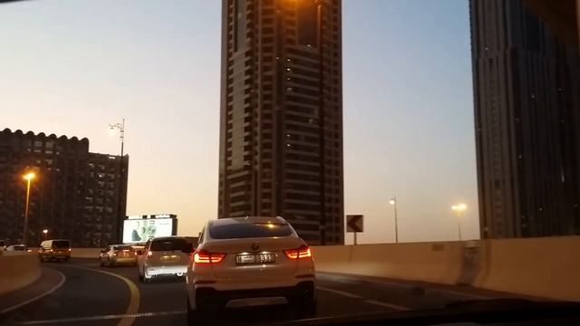 Sheikh zayed road traffic Dubai(1) смотреть онлайн
