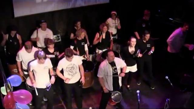 Fabrik - Bateria altona Escola Percussão - Samba Hamburg смотреть онлайн