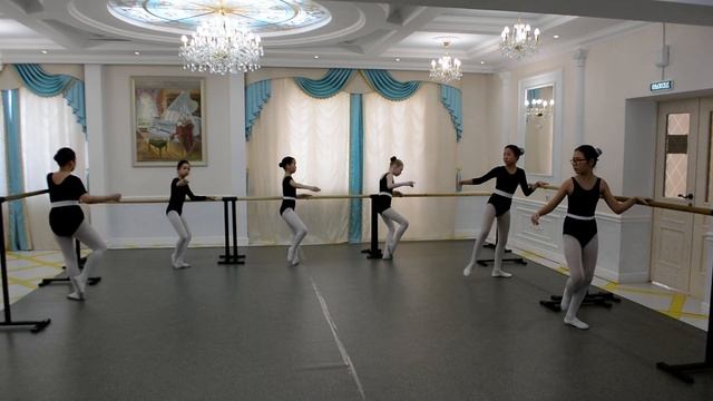 Классический танец Маркова Е.С. смотреть онлайн