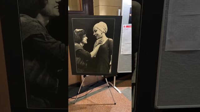 В Москве более тысячи поклонников простились с актрисой Инной Чуриковой