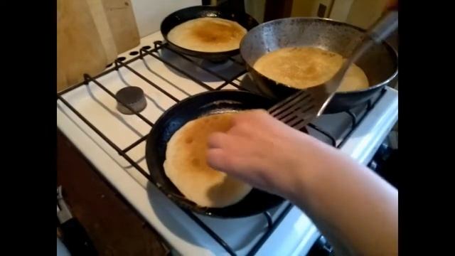Блины на масленицу! Печем низкокалорийные диетические нежные блинчики на рассоле ? Pancakes смотреть онлайн