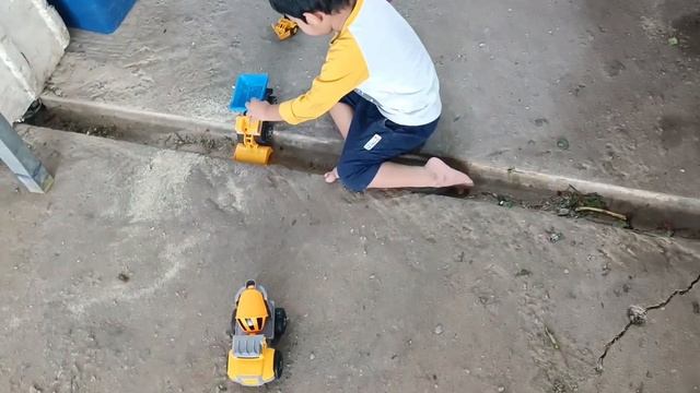 Рынок для местных. Пхукет. Чалонг смотреть онлайн