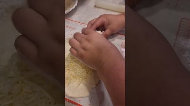 Хачапури по Аджарски / творожное тесто смотреть онлайн