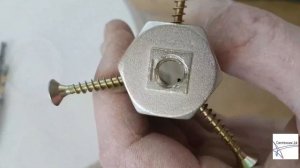 лайф -хак отверстие в труднодоступном месте.